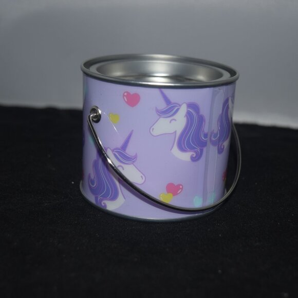 Clarie's Unicorn Candy tin of 16 mini bath bombs - Picture 2 of 4